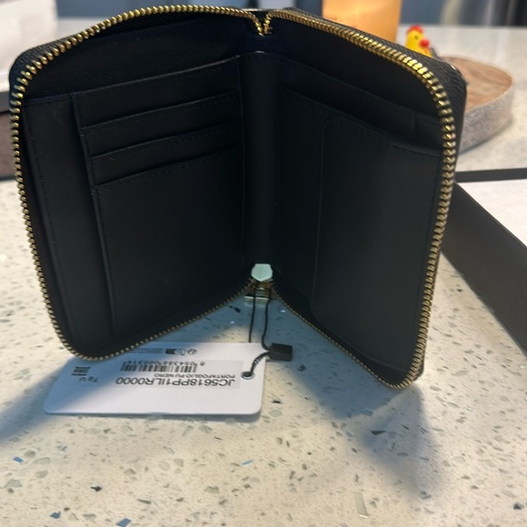 Love Moschino Black and Gold Wallet - Picture 5 of 7